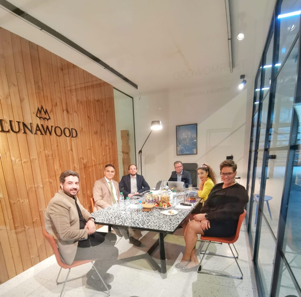 Yearly meeting with Lunawood for 2024 strategy